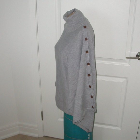 Grey Turtle Neck Sweater - Picture 4 of 9